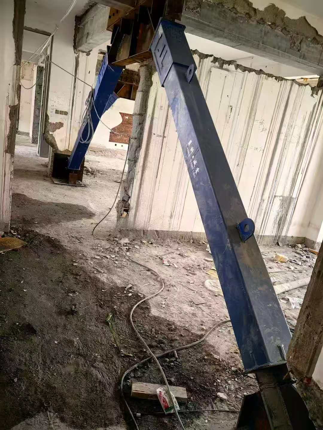阎良柱子粘钢加固施工工艺